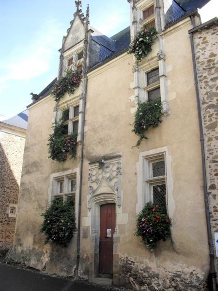 Le Relais De La Caleche Hotel Saint-Denis-dʼAnjou Екстериор снимка